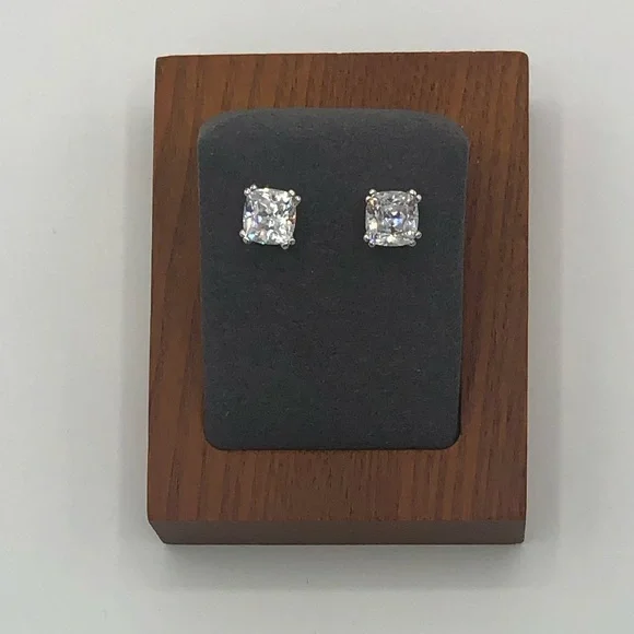 14k 1.5ct Cushion Cut Earrings - Picture 7 of 11